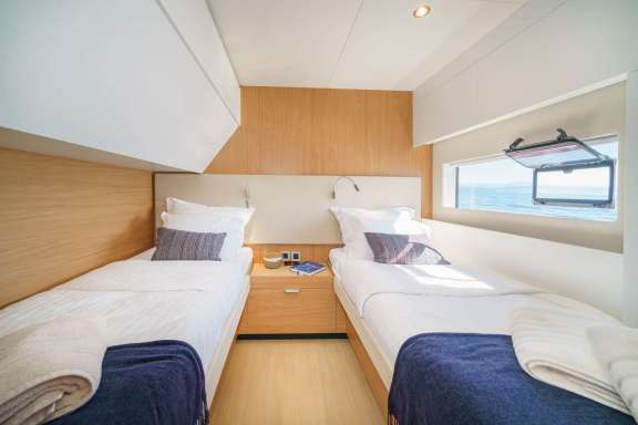 Image of Farben yacht #10