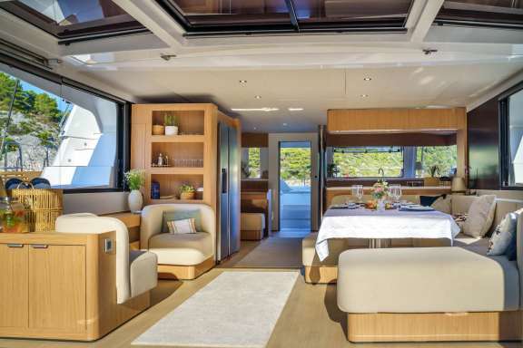 Image of Farben yacht #2