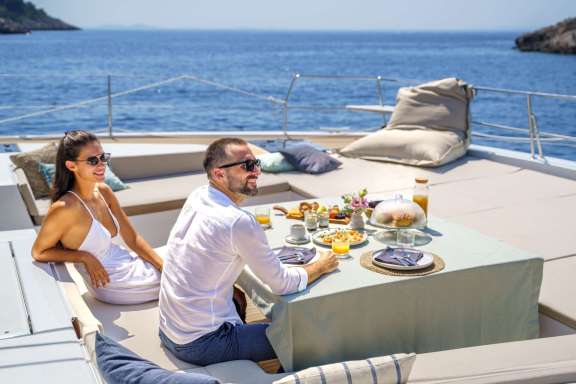 Image of Farben yacht #5