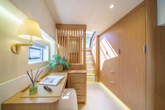 Image of Farben yacht #7