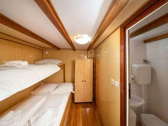 Image of NOVI DAN yacht #17