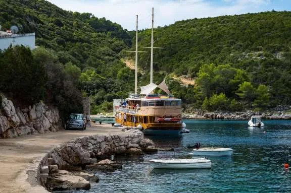 Image of NOVI DAN yacht #3