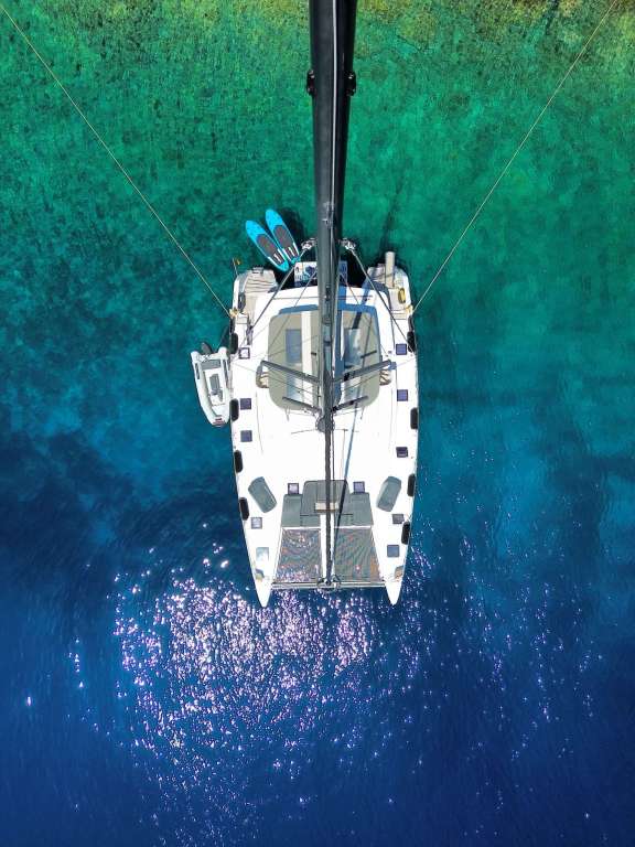Image of SERENITY (Lagoon 52F) yacht #4