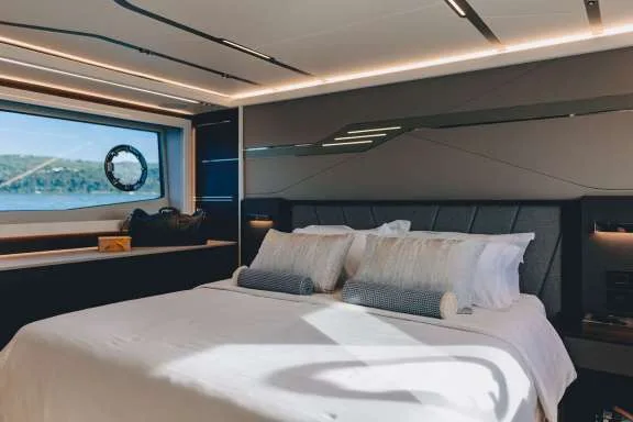 Image of X2 yacht #6