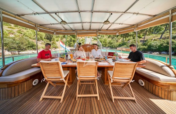 Image of LIBRA yacht #23