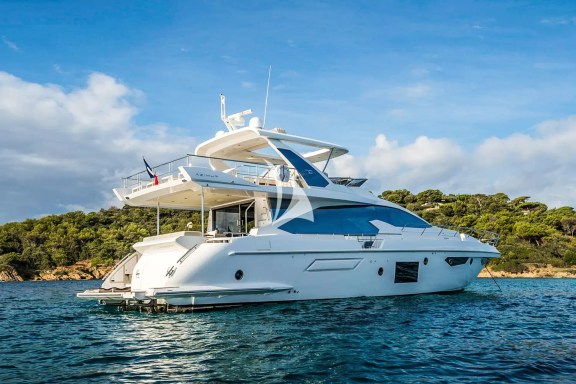 MINEIRA starboard