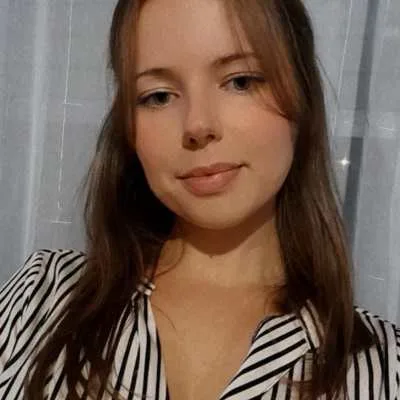 Stewardess Ivona Peic