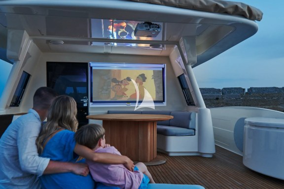 Navetta 26 Friend's Boat sundeck cinema