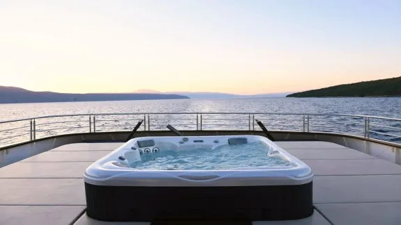 Image of NERA EXCELLENCE yacht #45