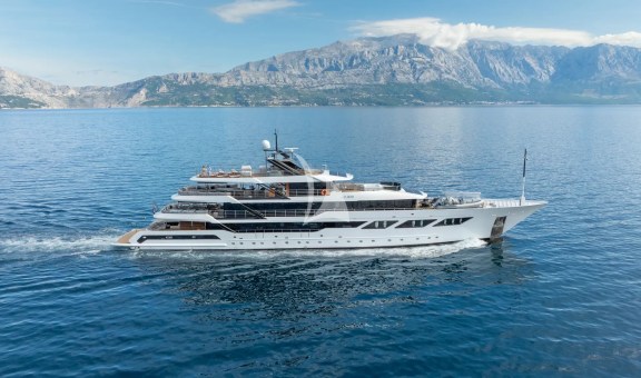 Image of ARGO yacht #2