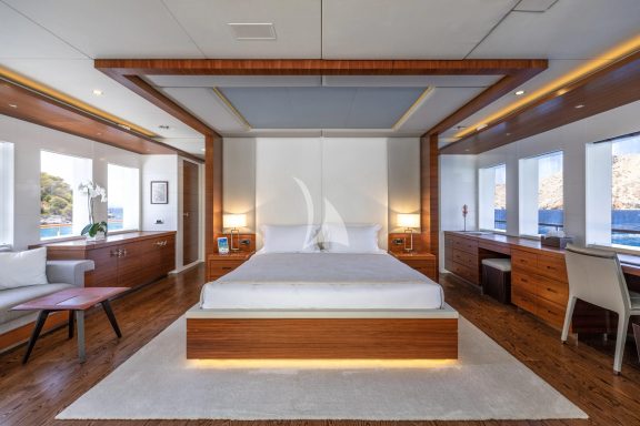 MASTER CABIN