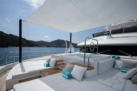 Image of NELA yacht #27