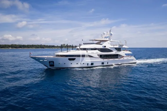 Image of NELA yacht #2