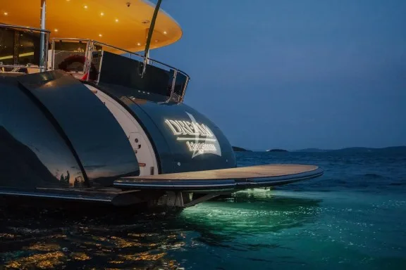 DREAM stern side