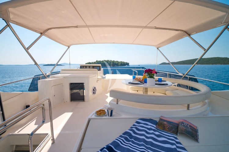 Flybridge