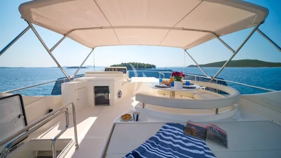 Flybridge