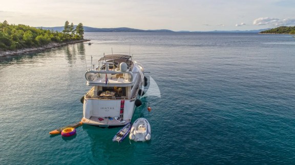Image of JANTAR yacht #4