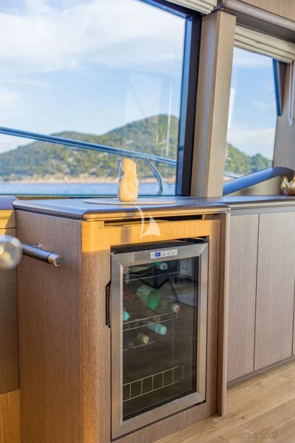 Image of PARADISE yacht #30