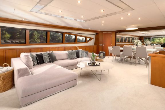 San Limi Salon side view