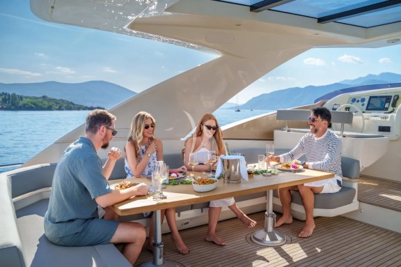 Image of IVA yacht #12