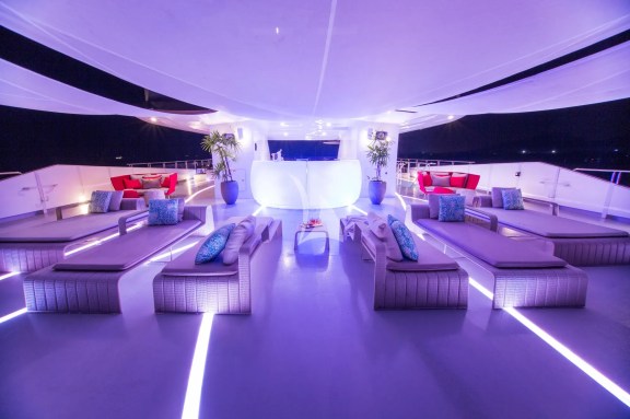 Sun deck
