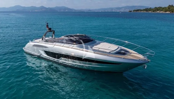 Med Chase boat