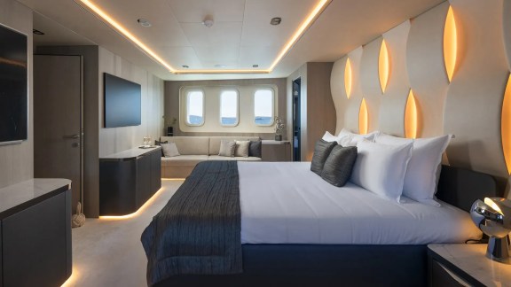 VIP cabin