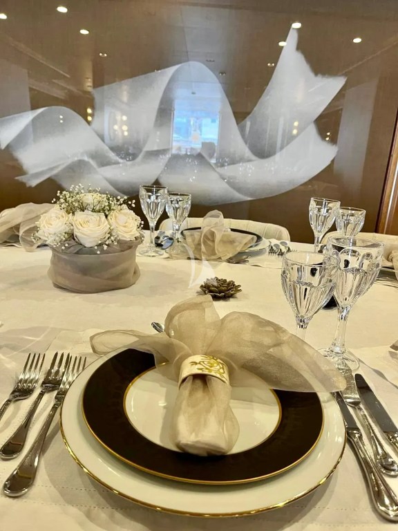 Image of GRANDE AMORE yacht #68