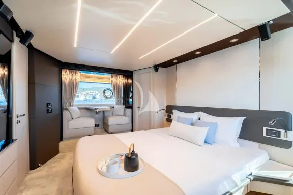 MINEIRA Master cabin