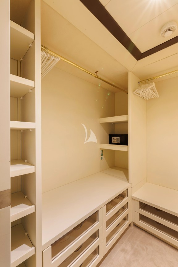VIP walk in wardrobe