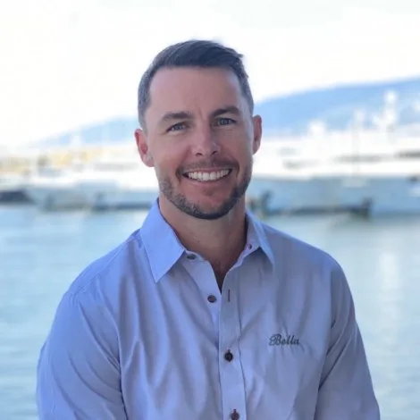 Crew of BELLA|Justin Ferguson — Captain