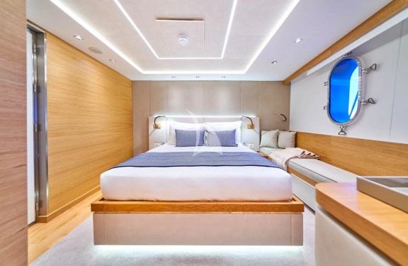 Double Cabin