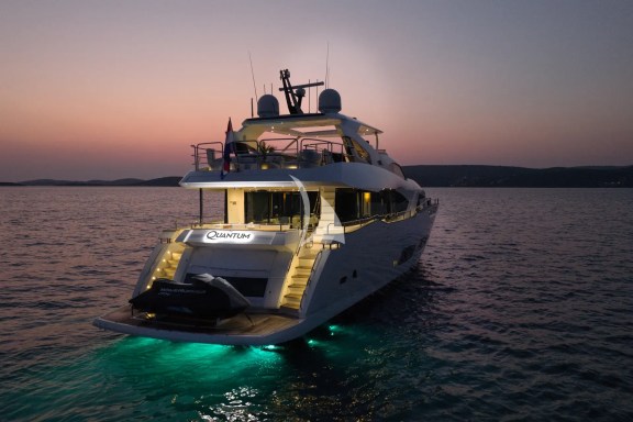 Image of QUANTUM yacht #12