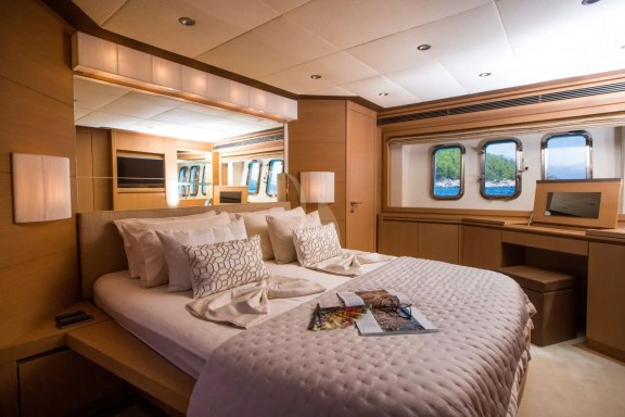 Image of SALT yacht #8