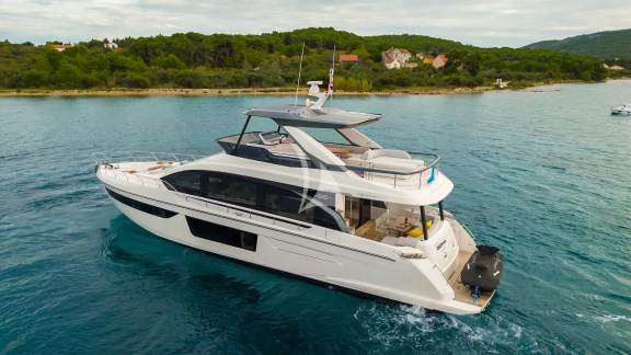DONNA portside view