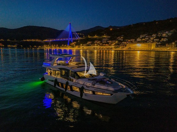 Image of PARADISE yacht #46