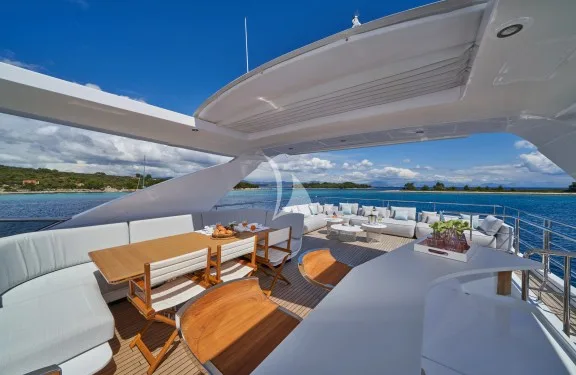 Flybridge