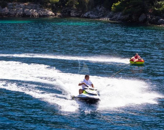 Image of SALT yacht #28