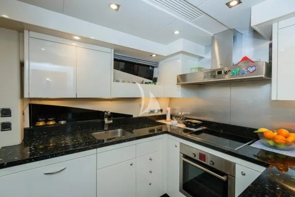 Image of THE BEST WAY yacht #44