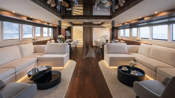 Image of BLACK SWAN yacht #41