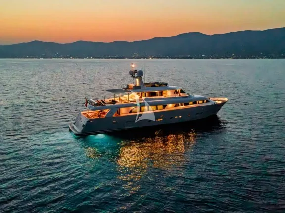 Image of KLOBUK yacht #6