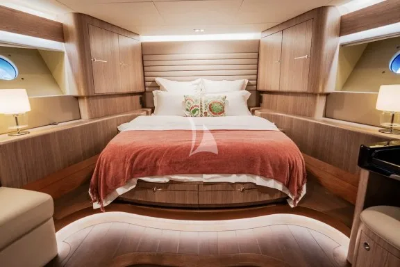 DREAM VIP cabin