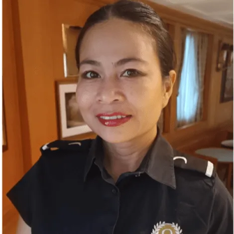 Crew of CHRISTINA O|Aom Pattong — Beautician