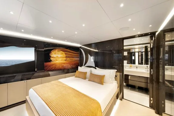 Double Cabin I