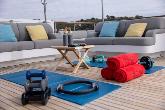 Upper deck gym setting
