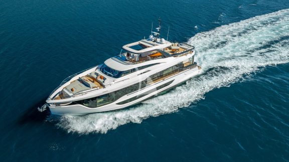 Image of VIVA II yacht #33