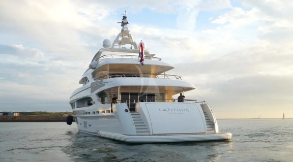 Image of LATITUDE yacht #4