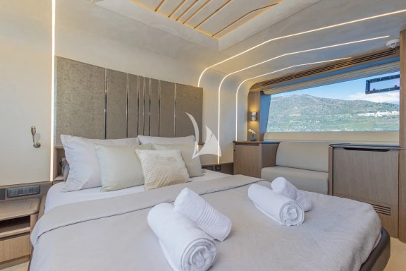 Image of PARADISE yacht #33