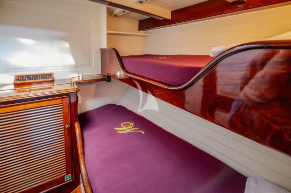 Twin Cabin