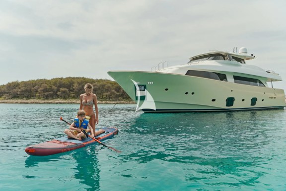 Navetta 26 Friend's Boat water toys